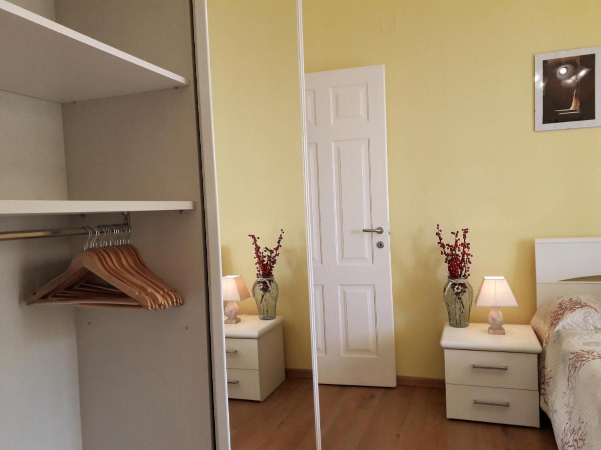 Raffaello Beach Apartment - 50 M From The Sea - Wifi Savona Luaran gambar
